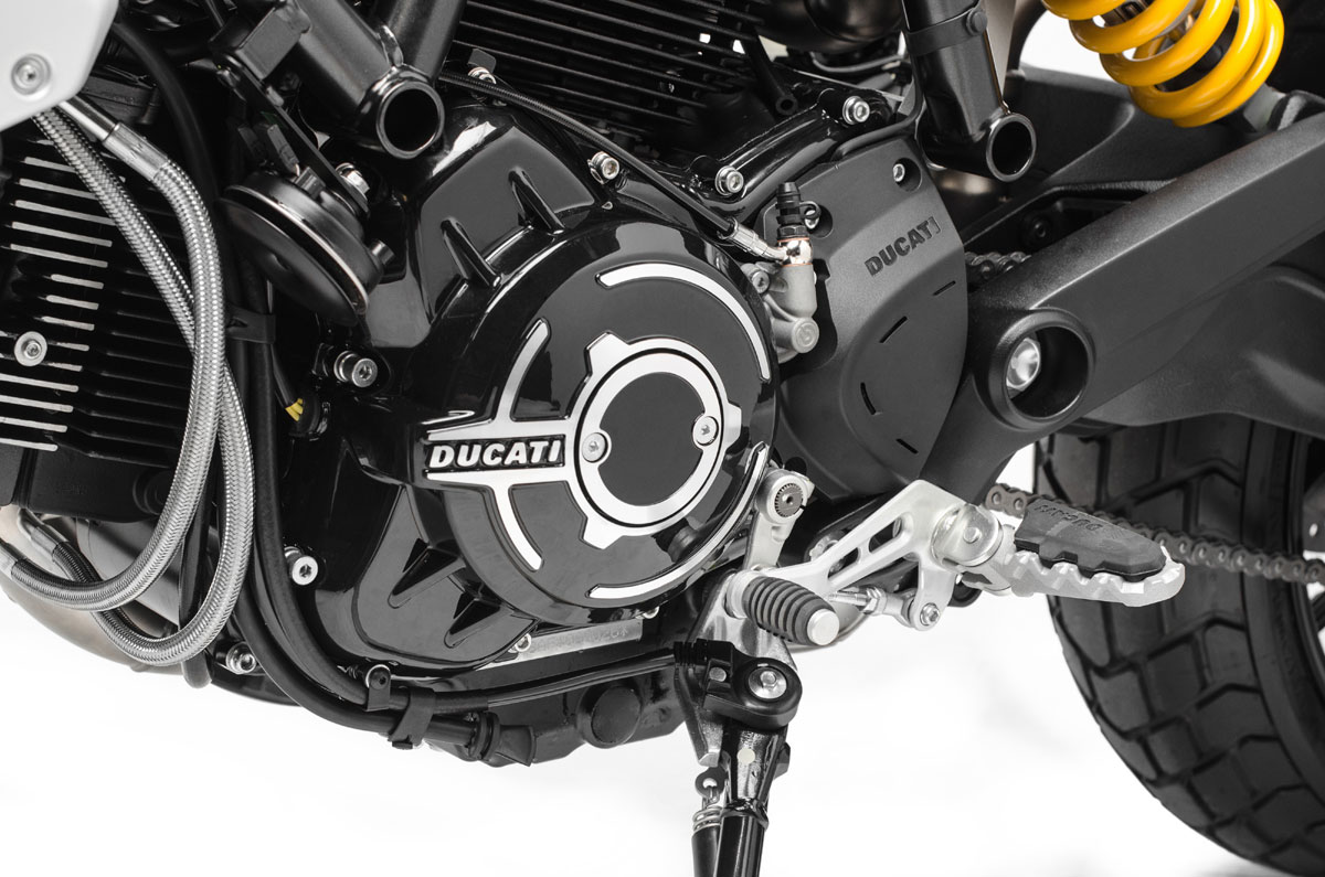 Ducati-Scrambler 1100-Sport-Motor-Desmo