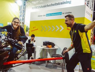 Events für Motorradfahrer, die uns die Zeit bis zur Motorradsaison verkürzen. Wie die Motorradmesse in Berlin, die BMT - Berliner Motorradtage.-BMW-1600-Polizei-BMT