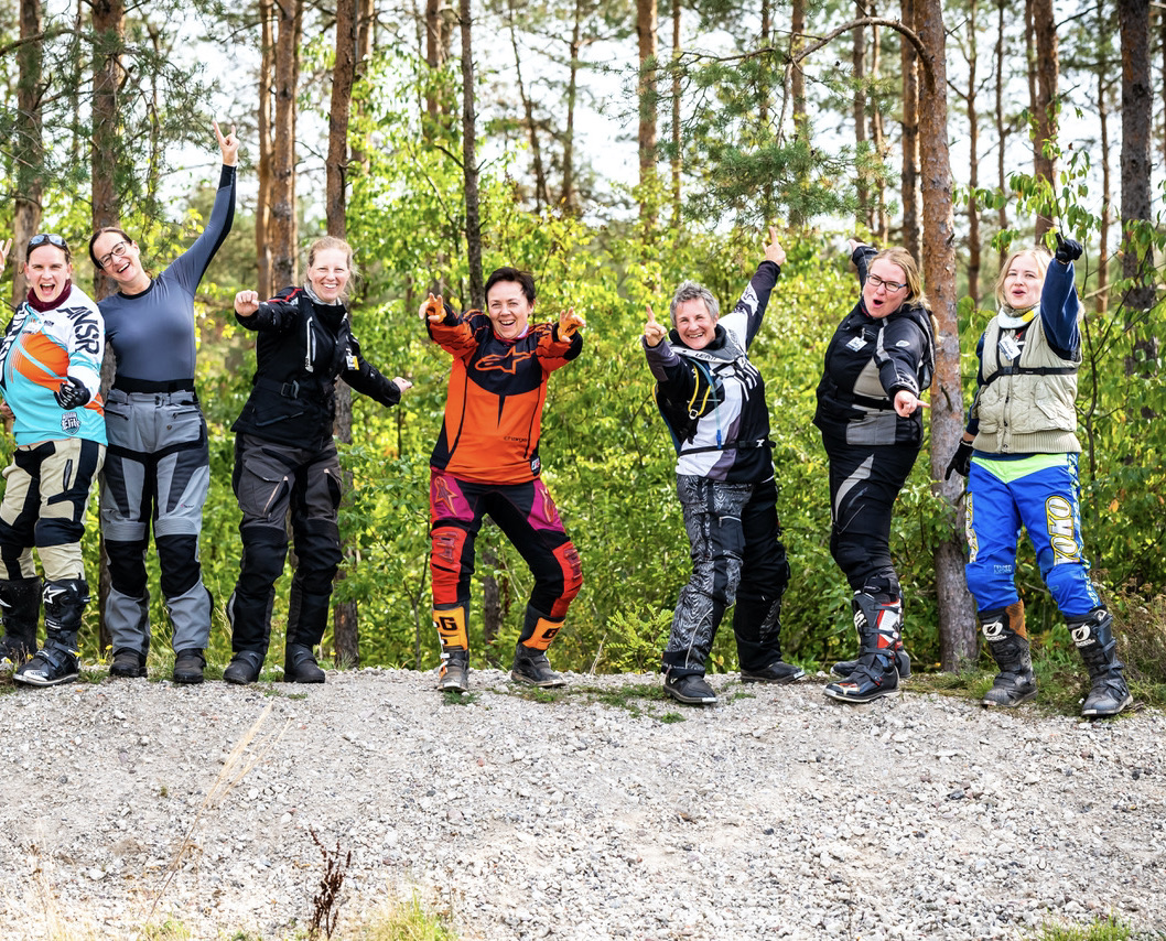 Enduro Training für Frauen mit SHE is a RIDER und der Driving Area Wesendorf
