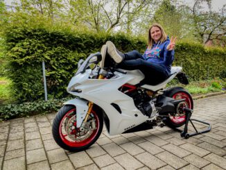RIDER of the WEEK - Alle 14 Tage neu auf SHE is a RIDER