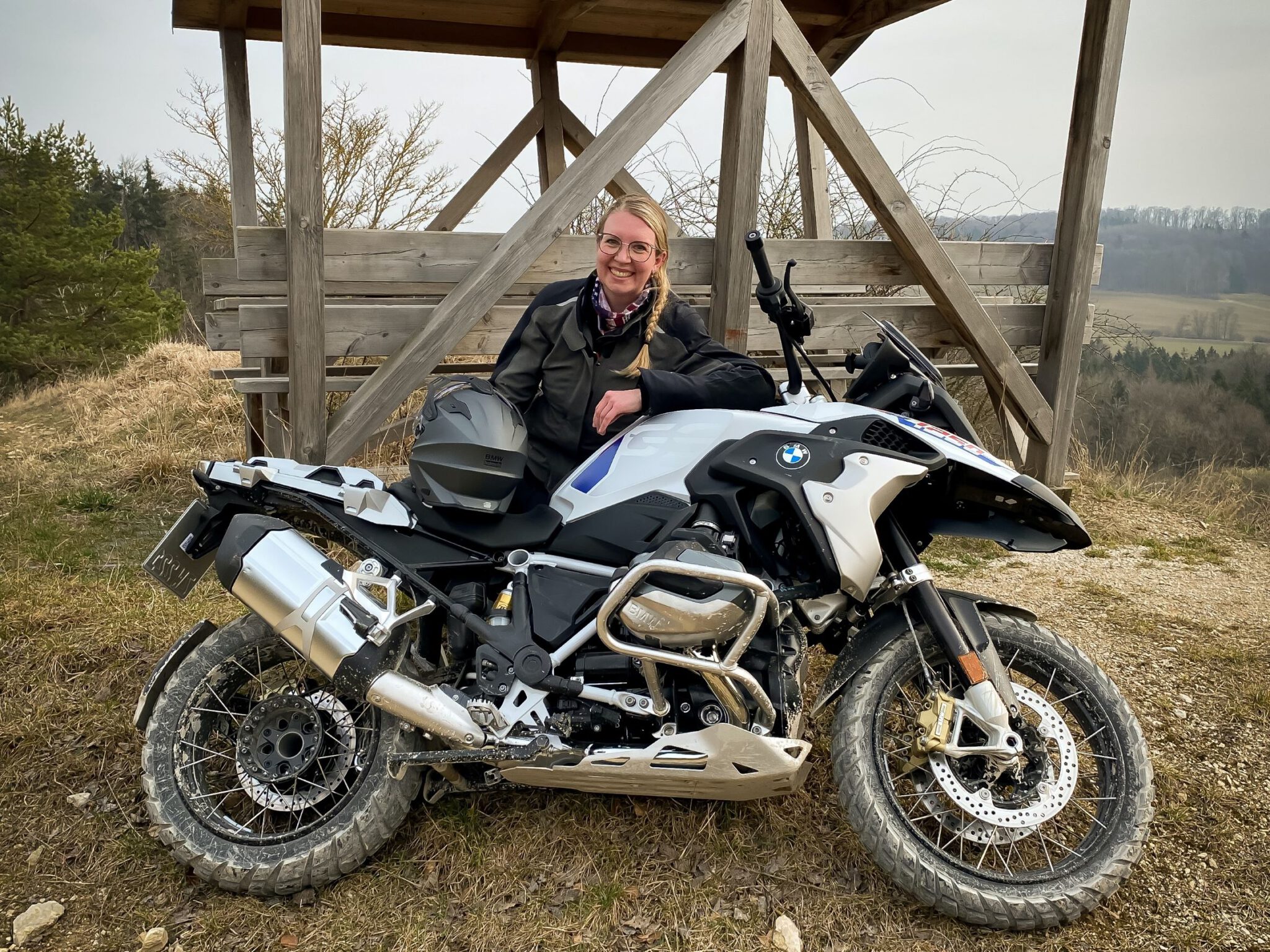 Frauen Motorrad - Gibt es das? Sitzhöhe, Gewicht, PS und mehr