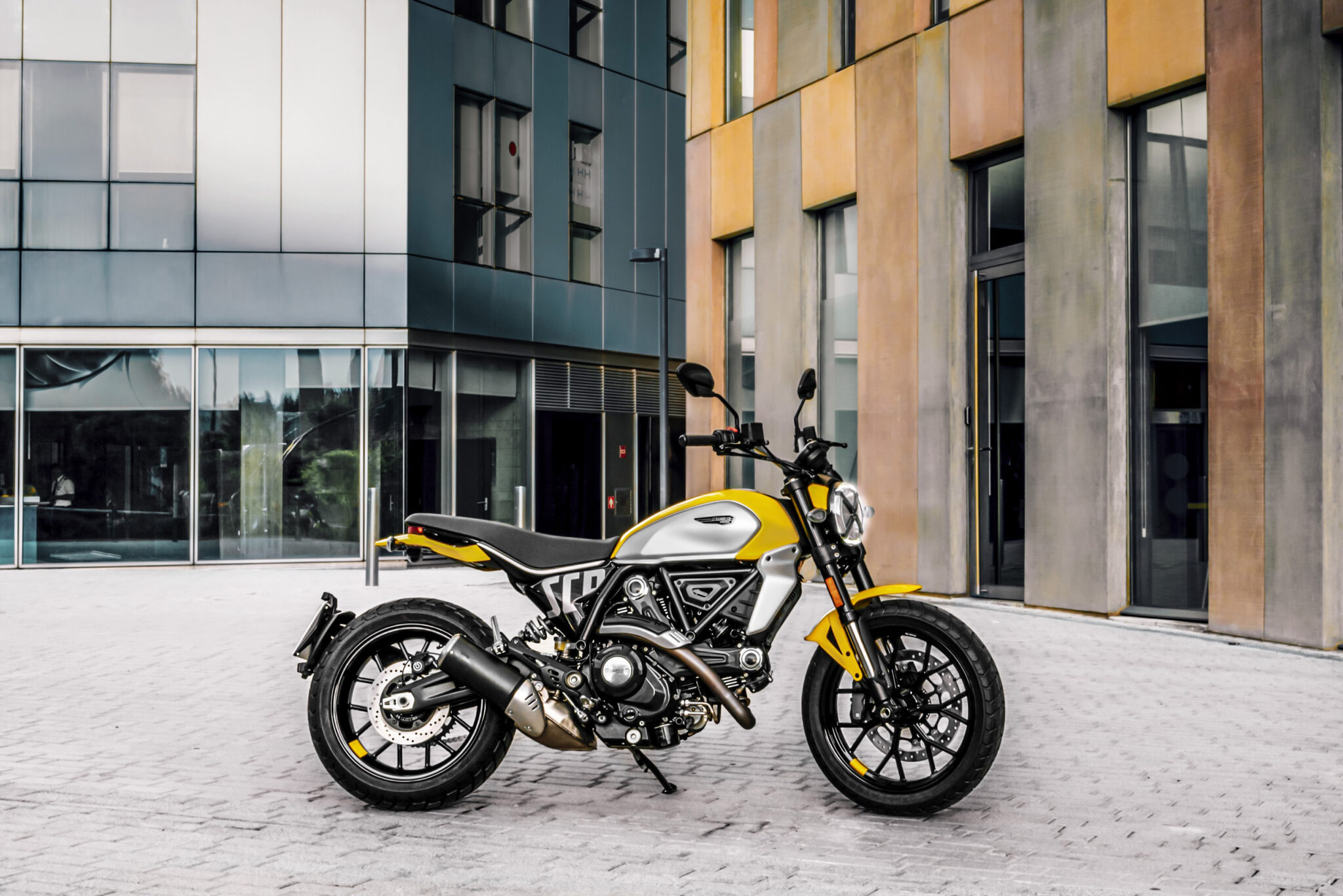 ducati scrambler hat