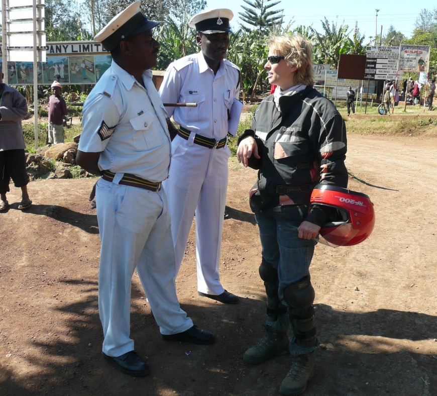 Tansania hat freundliche Polizisten