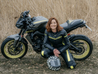 Claudia ist die Motorradcoachin und unser RIDER of the WEEK