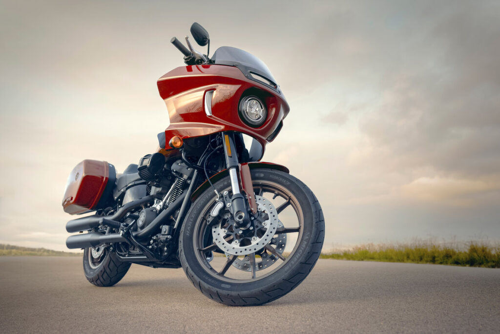 Harley Davidson Low Rider ST neu für 2024