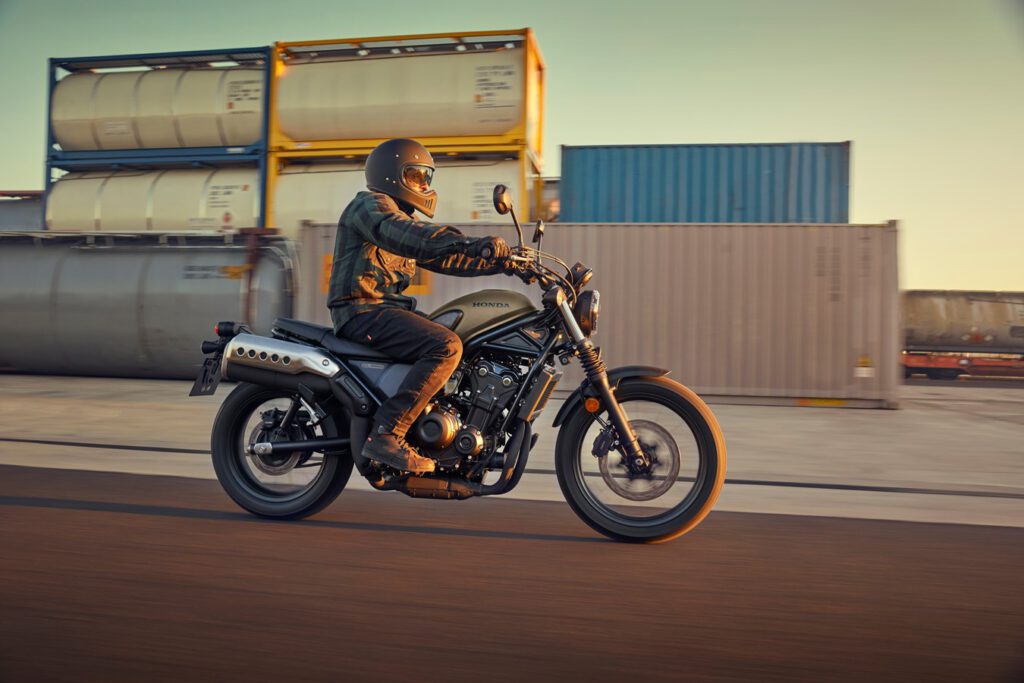 Retro Scrambler Look mit modernster Technik