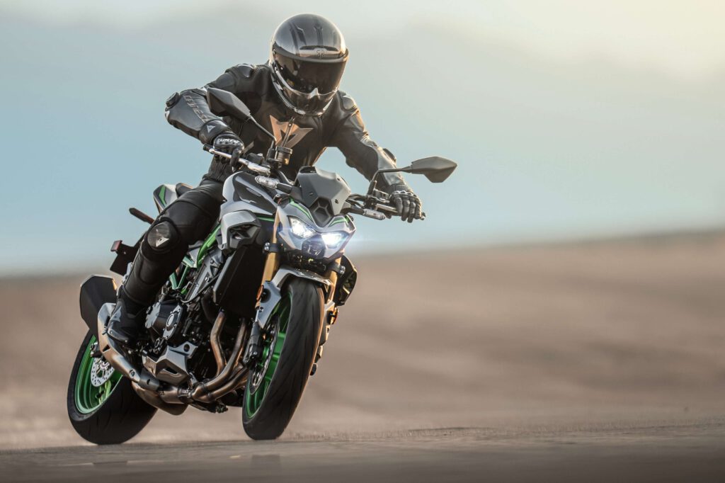 Kawasaki Z900 SE mit Brembo und Öhlins