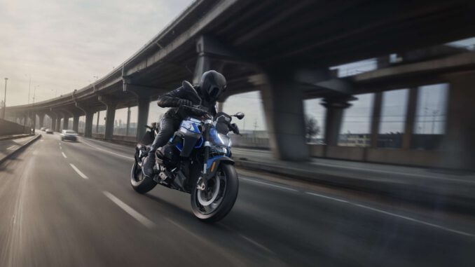 BMW R1300R ist der Roadster mit Touringcomfort