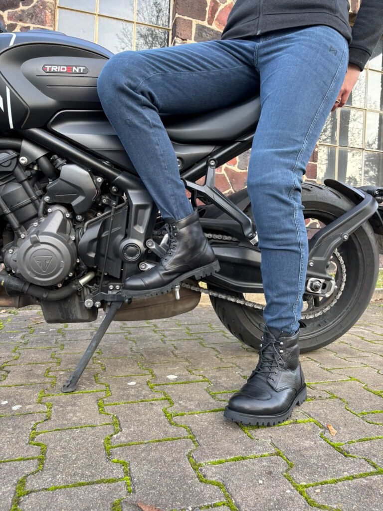 Pando Moto Motorradjeans mit Boots