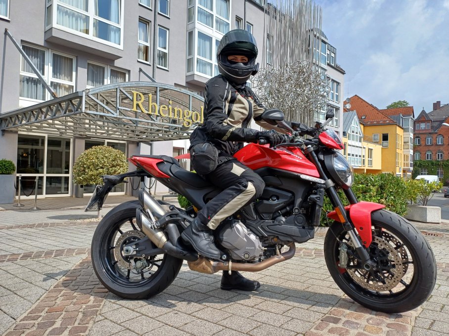 Abfahrt in Bayreuth - mit der Ducati Monster zum Ochsenkopf