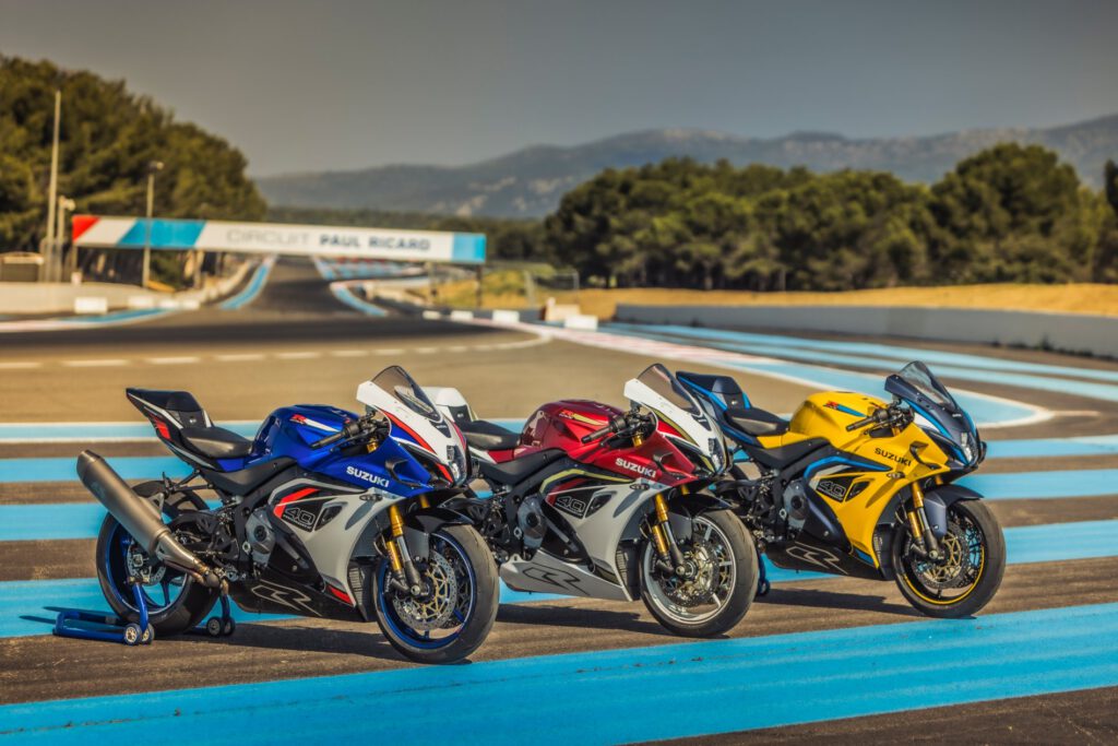 Die Suzuki GSX R1000R in der 40th Anniversary Edition in den 3 neuen Farben.