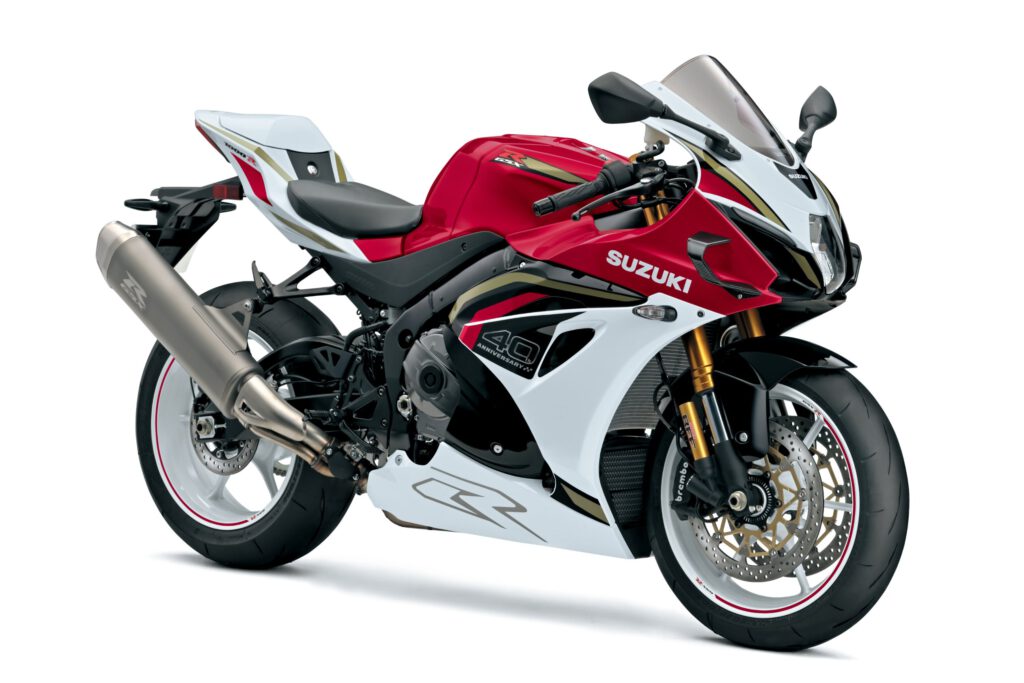 Die Suzuki Gixxer für 2025 in rot