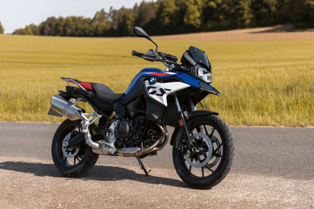 Macht im Profil schon was her: Die neue BMW F800GS im Baujahr 2024.