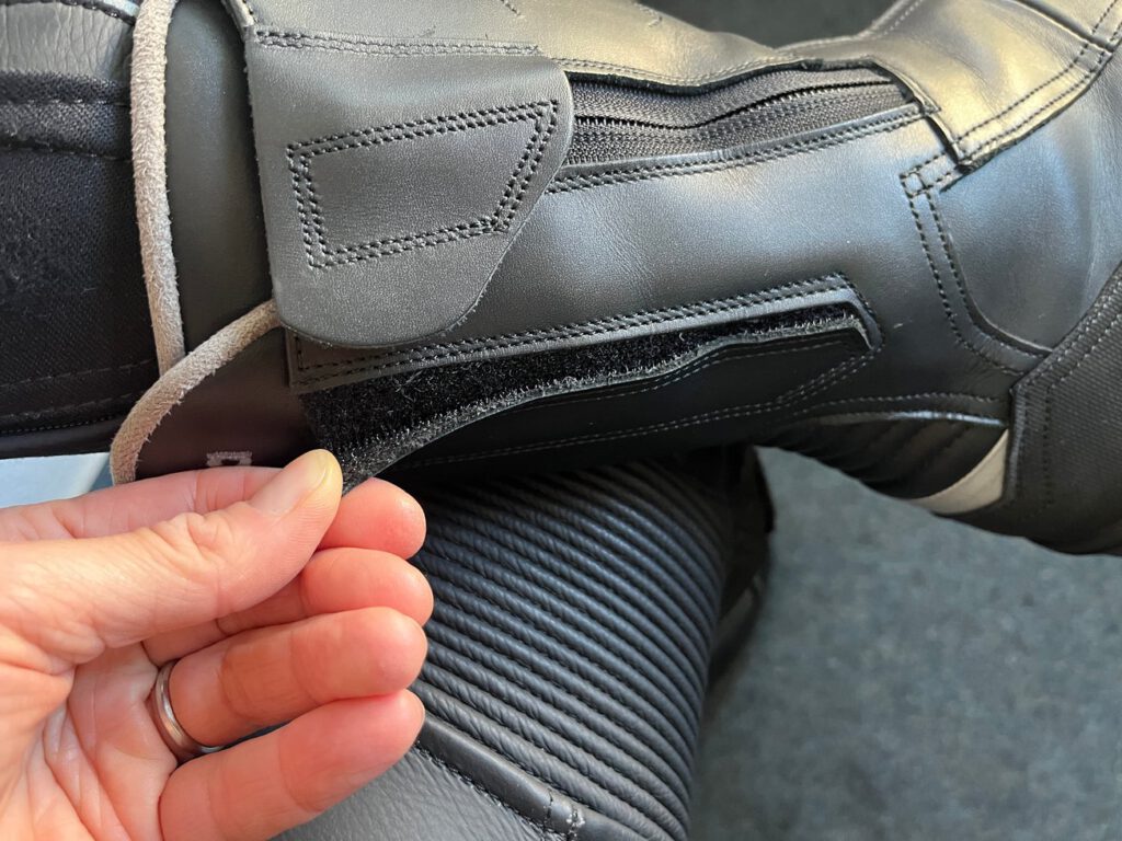 Daytona Road Star GTX mit viel Anpassungsmöglichkeiten, auch an der Wade