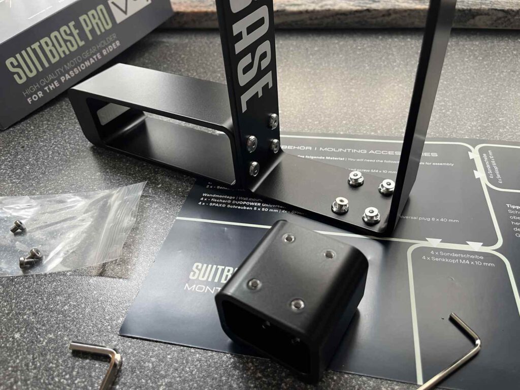 Suitbase Pro auf Montageschablone