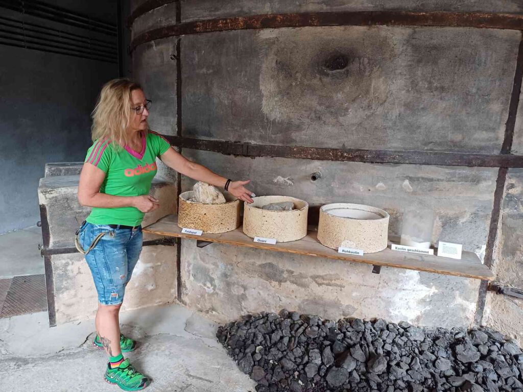 Rohstoffe zur Porzellanherstellung im Porzellanmuseum in Selb