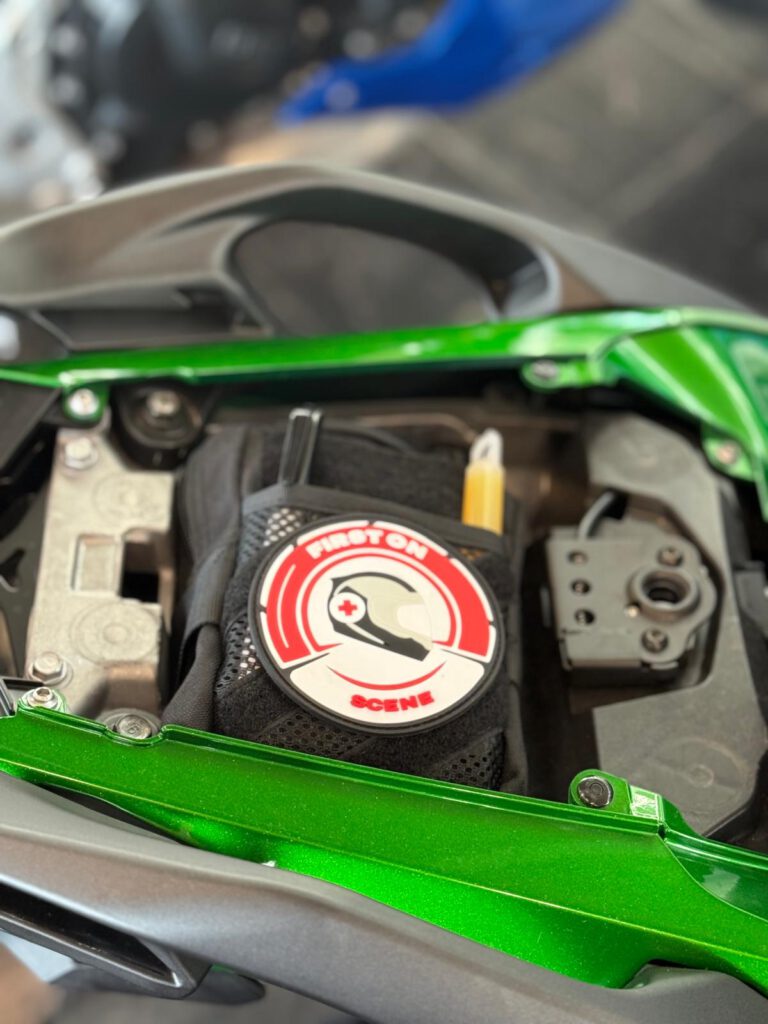 Firstonscene Trauma-Kit im Motorrad