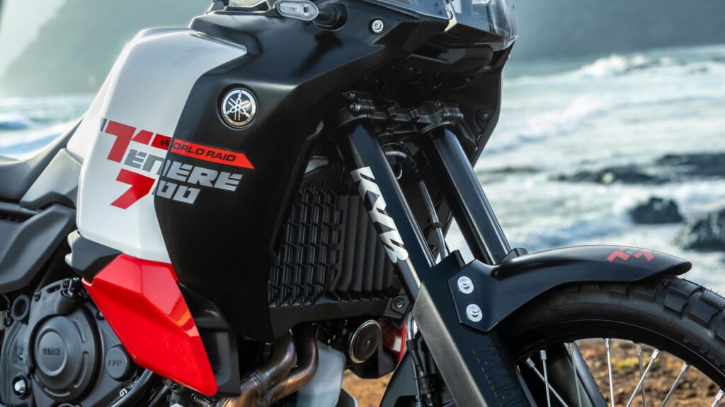 Kyb-Fahrwerk an der Yamaha Ténéré 700 World Raid 2026