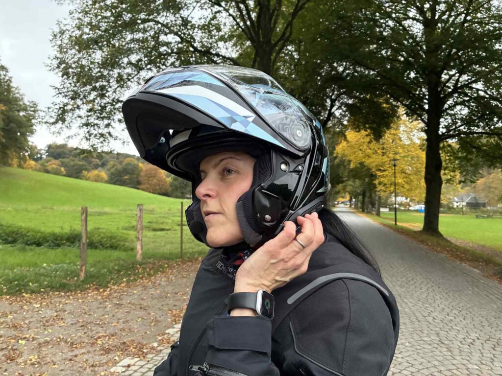 Shoei Klapphelm Neotec 3 mit integriertem Intercom