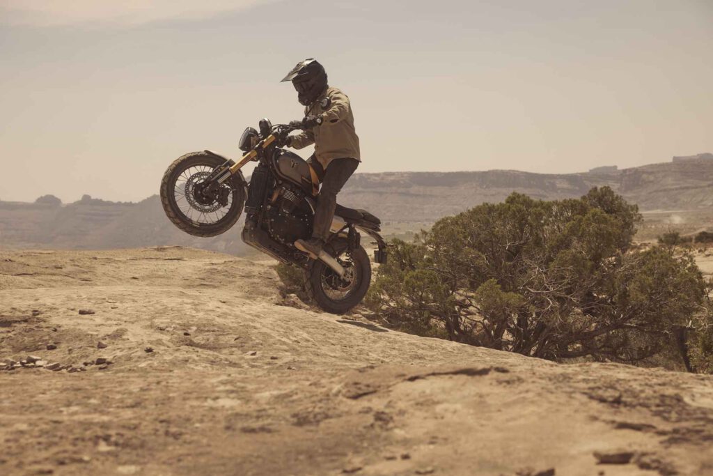 Triumph Scrambler 900 im Gelände