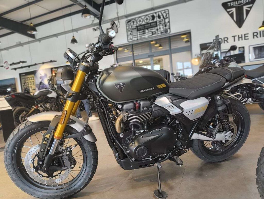 Triumph Scrambler 900 beim Motorradhändler