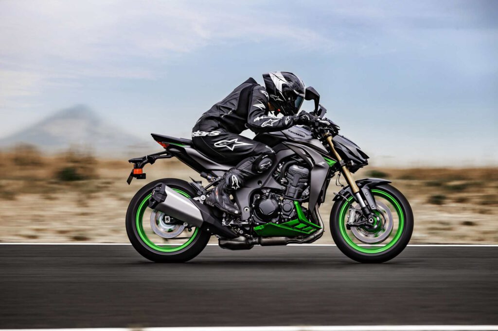 Kawasaki Z1100 in Lime Green
