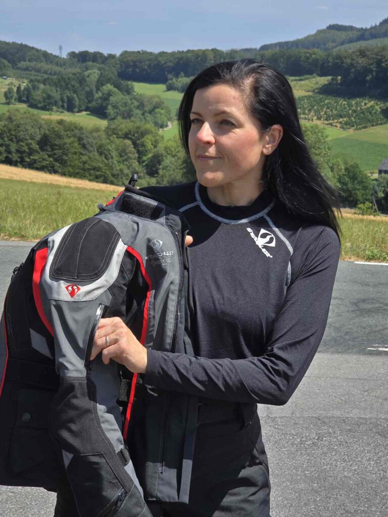 Stadler Motorradjacke Fearless Pro und Baselayer